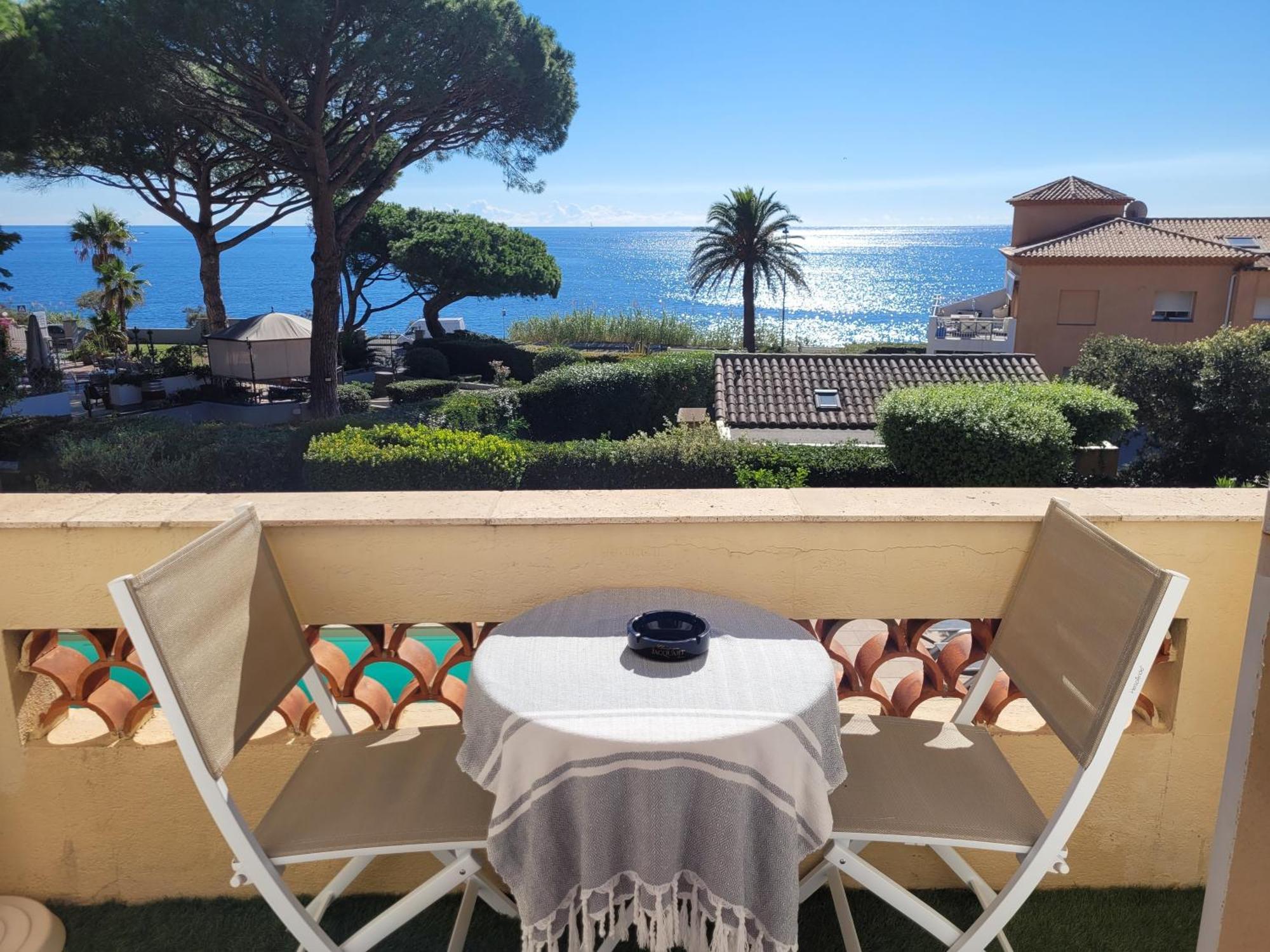 Villa Esmeralda Adults Only Les Issambres Esterno foto